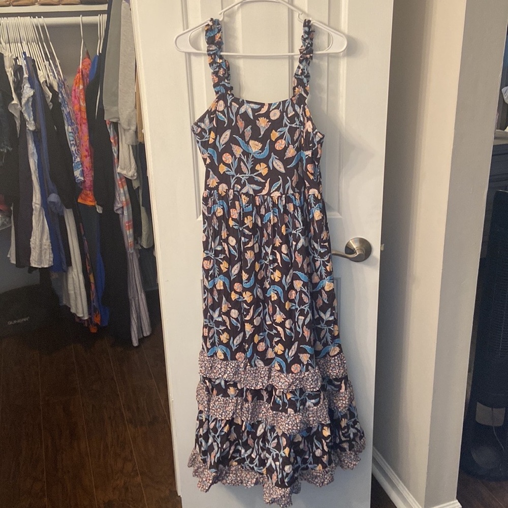Universal Thread Medium floral maxi dress